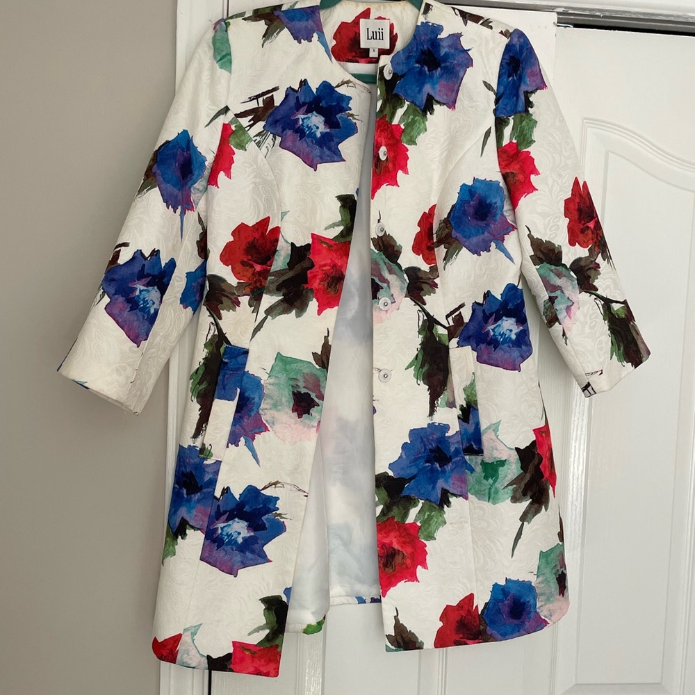 Luii Women's Trench Coat with Bold Floral Print